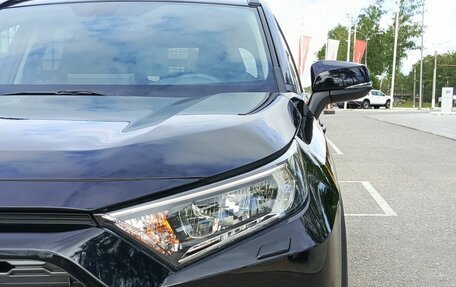 Toyota RAV4, 2021 год, 3 899 000 рублей, 17 фотография