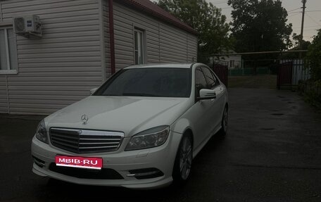 Mercedes-Benz C-Класс, 2010 год, 1 200 000 рублей, 1 фотография