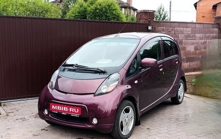 Mitsubishi i-MiEV, 2011 год, 950 000 рублей, 1 фотография
