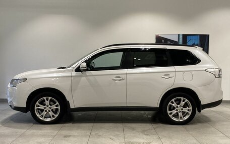 Mitsubishi Outlander III рестайлинг 3, 2013 год, 1 259 000 рублей, 8 фотография