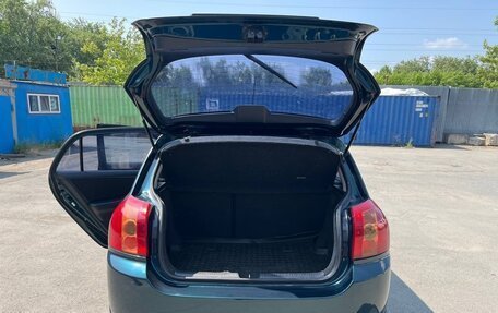 Toyota Corolla, 2005 год, 695 000 рублей, 22 фотография