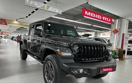 Jeep Gladiator, 2023 год, 9 626 000 рублей, 3 фотография