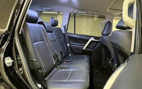 Toyota Land Cruiser Prado 150 рестайлинг 2, 2020 год, 3 440 014 рублей, 13 фотография