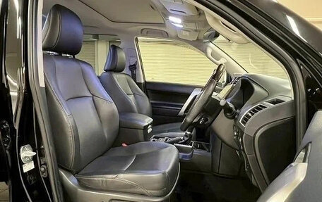 Toyota Land Cruiser Prado 150 рестайлинг 2, 2020 год, 3 440 014 рублей, 14 фотография