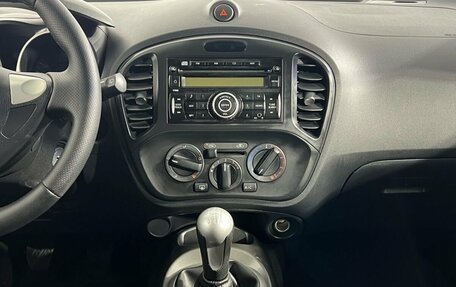Nissan Juke II, 2013 год, 900 000 рублей, 11 фотография