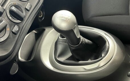 Nissan Juke II, 2013 год, 900 000 рублей, 12 фотография