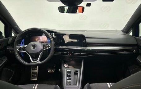 Volkswagen Golf VIII, 2022 год, 1 750 000 рублей, 9 фотография