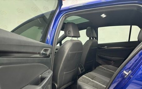 Volkswagen Golf VIII, 2022 год, 1 750 000 рублей, 13 фотография