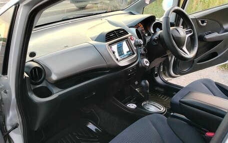 Honda Fit III, 2009 год, 737 000 рублей, 3 фотография