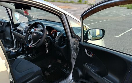 Honda Fit III, 2009 год, 737 000 рублей, 7 фотография