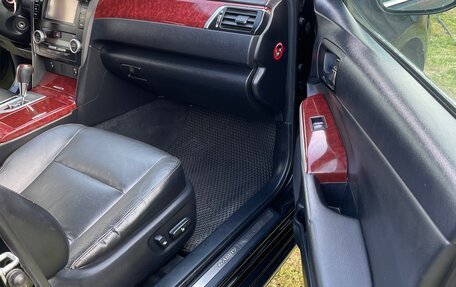 Toyota Camry, 2011 год, 1 480 000 рублей, 2 фотография