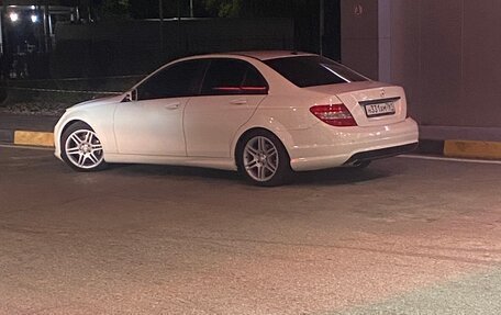 Mercedes-Benz C-Класс, 2010 год, 1 200 000 рублей, 2 фотография