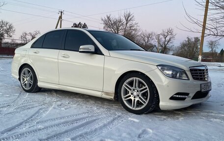 Mercedes-Benz C-Класс, 2010 год, 1 200 000 рублей, 13 фотография
