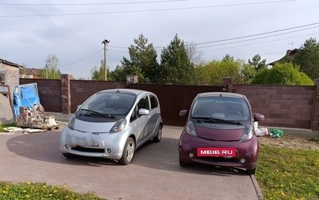 Mitsubishi i-MiEV, 2011 год, 950 000 рублей, 2 фотография
