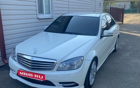 Mercedes-Benz C-Класс, 2010 год, 1 200 000 рублей, 7 фотография