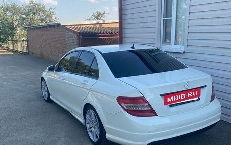 Mercedes-Benz C-Класс, 2010 год, 1 200 000 рублей, 9 фотография