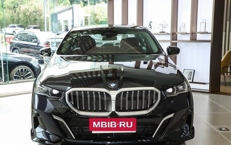 BMW 5 серия, 2025 год, 7 500 000 рублей, 2 фотография