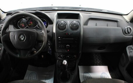 Renault Duster I рестайлинг, 2015 год, 765 000 рублей, 11 фотография
