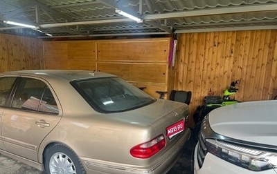 Mercedes-Benz E-Класс, 2000 год, 1 600 000 рублей, 1 фотография