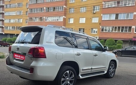 Toyota Land Cruiser 200, 2014 год, 5 050 000 рублей, 4 фотография