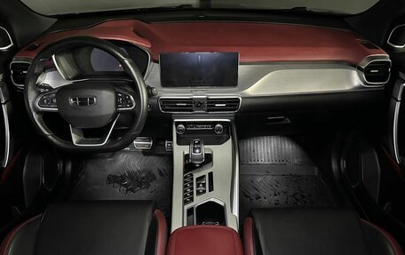 Geely Coolray I, 2022 год, 1 799 000 рублей, 9 фотография