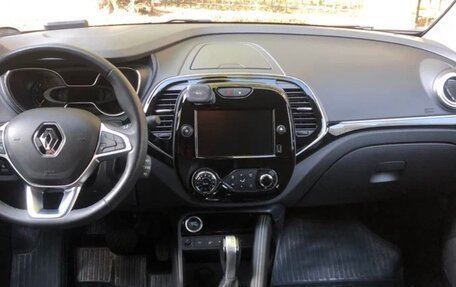 Renault Kaptur I рестайлинг, 2020 год, 1 650 000 рублей, 8 фотография