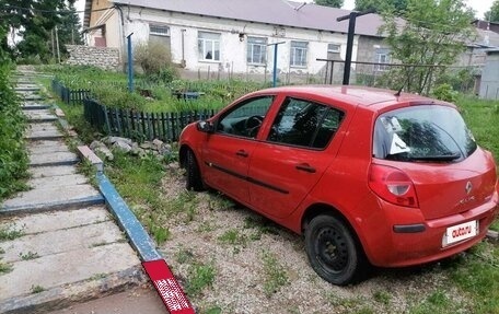 Renault Clio III, 2006 год, 375 000 рублей, 2 фотография