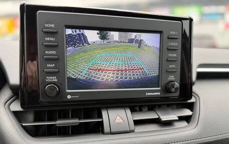 Toyota RAV4, 2021 год, 2 695 000 рублей, 20 фотография