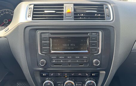 Volkswagen Jetta VI, 2013 год, 899 000 рублей, 9 фотография