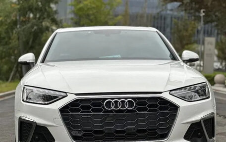 Audi A4, 2021 год, 2 335 000 рублей, 14 фотография