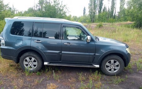 Mitsubishi Pajero IV, 2007 год, 1 550 000 рублей, 2 фотография