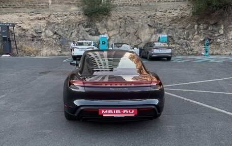 Porsche Taycan I, 2019 год, 7 600 000 рублей, 4 фотография