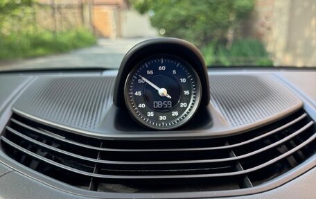 Porsche Taycan I, 2019 год, 7 600 000 рублей, 11 фотография