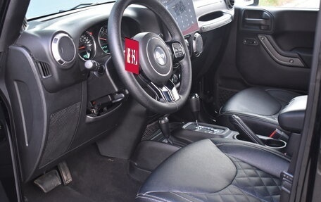 Jeep Wrangler, 2013 год, 3 220 000 рублей, 15 фотография
