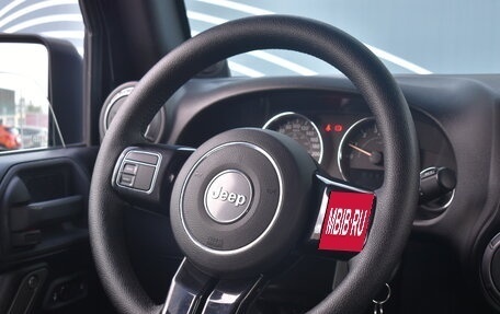 Jeep Wrangler, 2013 год, 3 220 000 рублей, 20 фотография