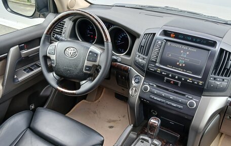 Toyota Land Cruiser 200, 2008 год, 3 390 000 рублей, 9 фотография