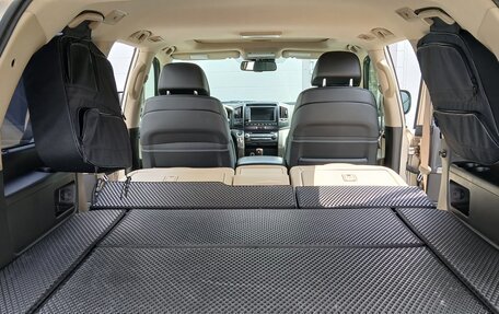 Toyota Land Cruiser 200, 2008 год, 3 390 000 рублей, 24 фотография