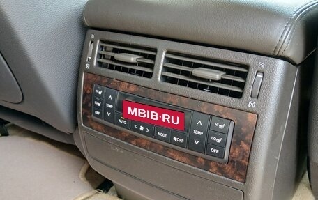 Toyota Land Cruiser 200, 2008 год, 3 390 000 рублей, 38 фотография
