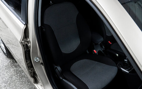 Hyundai Solaris II рестайлинг, 2012 год, 620 000 рублей, 16 фотография