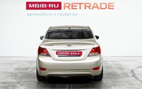 Hyundai Solaris II рестайлинг, 2012 год, 620 000 рублей, 7 фотография