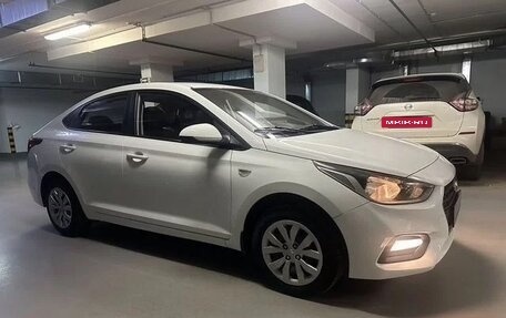 Hyundai Solaris II рестайлинг, 2017 год, 790 000 рублей, 3 фотография