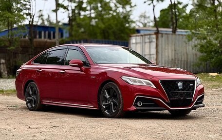 Toyota Crown, 2018 год, 2 290 000 рублей, 5 фотография