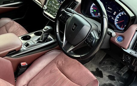 Toyota Crown, 2018 год, 2 290 000 рублей, 9 фотография
