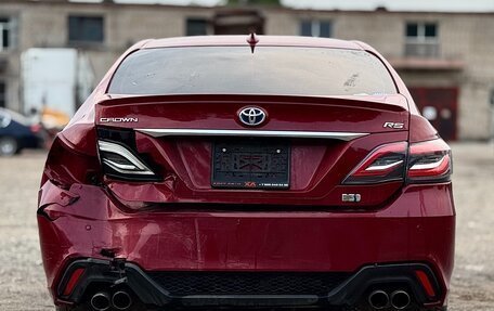 Toyota Crown, 2018 год, 2 290 000 рублей, 7 фотография