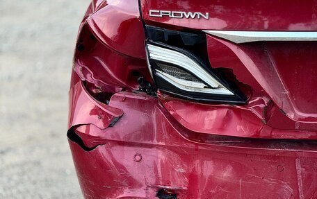 Toyota Crown, 2018 год, 2 290 000 рублей, 21 фотография