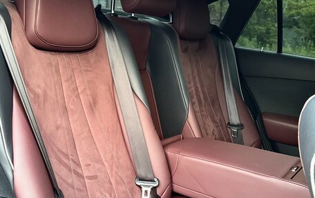 Toyota Crown, 2018 год, 2 290 000 рублей, 20 фотография