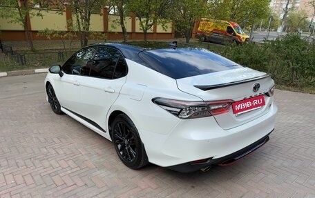 Toyota Camry, 2021 год, 3 150 000 рублей, 6 фотография