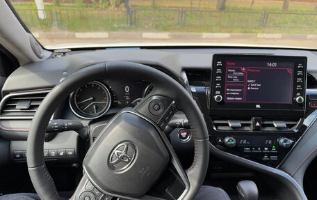 Toyota Camry, 2021 год, 3 150 000 рублей, 17 фотография