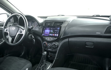Hyundai Solaris II рестайлинг, 2014 год, 1 100 000 рублей, 6 фотография