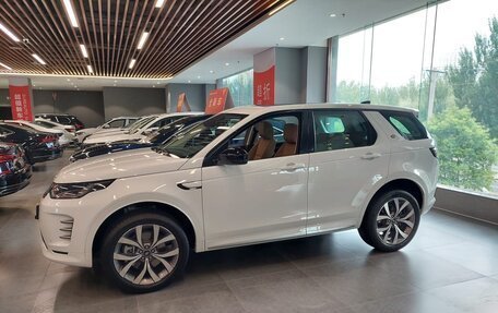 Land Rover Discovery Sport I рестайлинг, 2024 год, 4 444 444 рублей, 15 фотография
